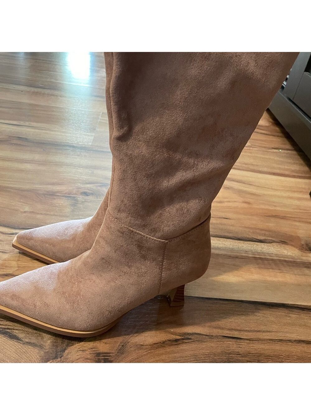Women's Tan Suede Knee High Boots Size 5.5 - Picture 9 of 12